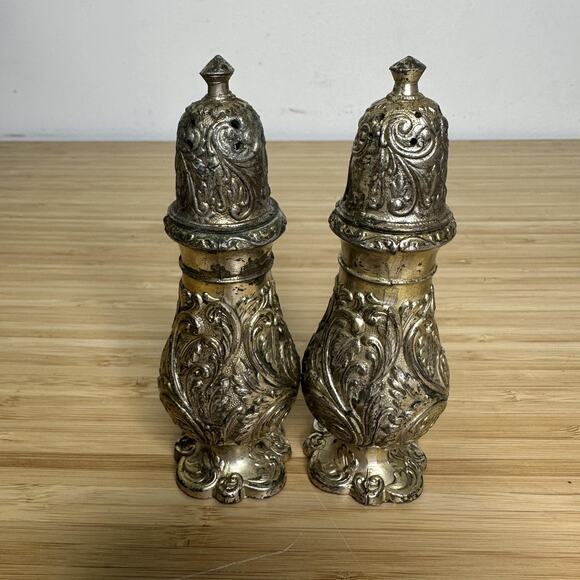 Vintage Silver Plate Rococo Repousse Salt Pepper Shakers Pair Ornate Baroque - Picture 6 of 12